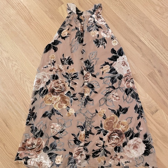 Dusty Rose Velvet Floral Dress, Large - Picture 2 of 6